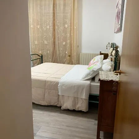فندق مبيت وإفطار Lacasadisilvia ماتيليكا