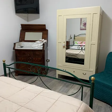 Lacasadisilvia فندق مبيت وإفطار *